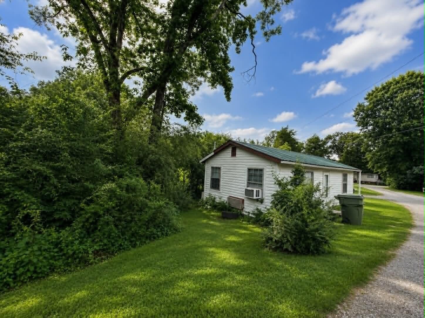 5551 River Road