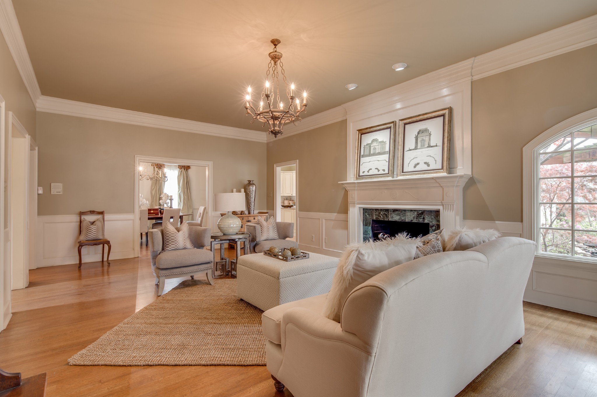 824 River Park Dr
