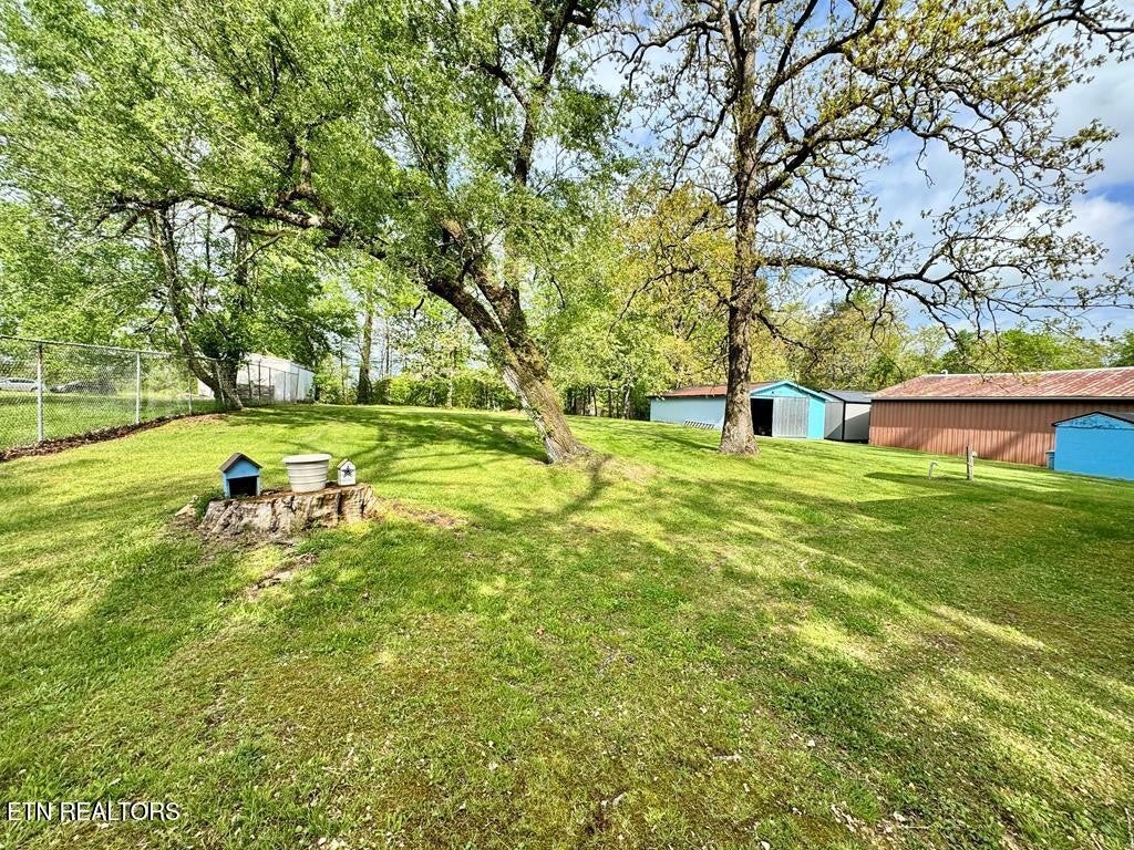 4529 Highway 127 North