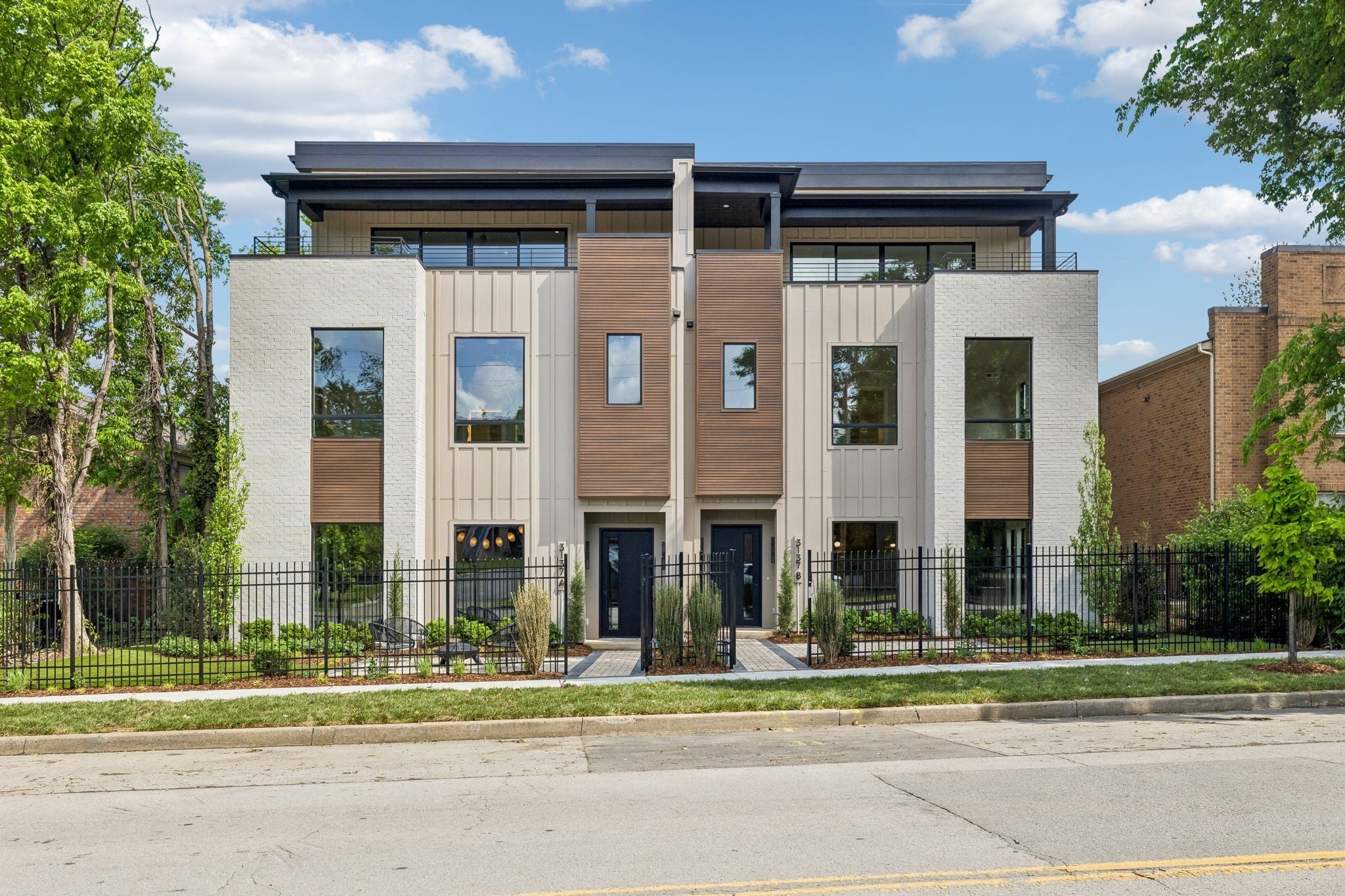3137B Long Blvd