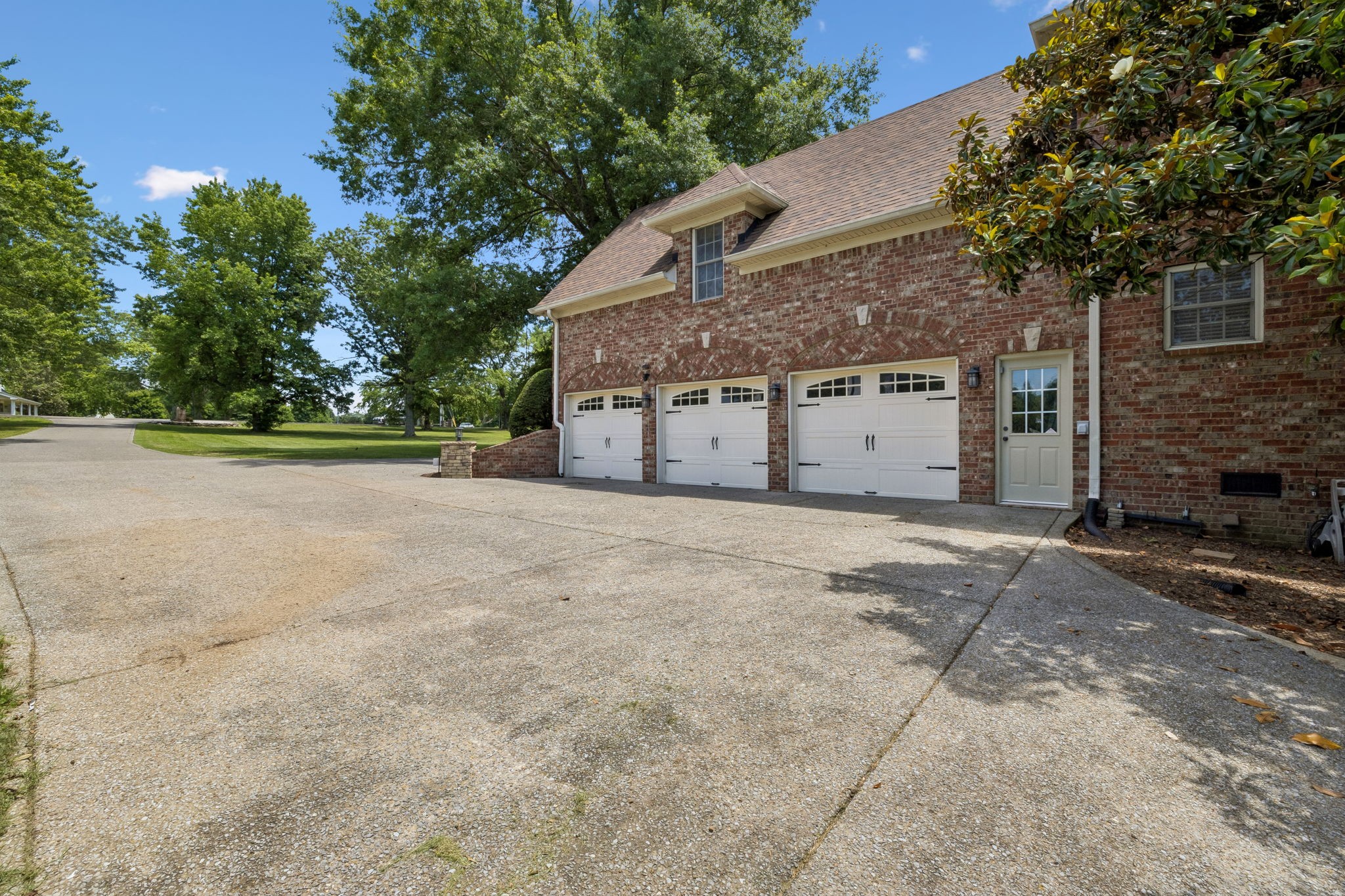 1405 Drakes Creek Rd