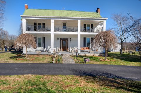 956 Lebanon Hwy Lebanon TN 37087