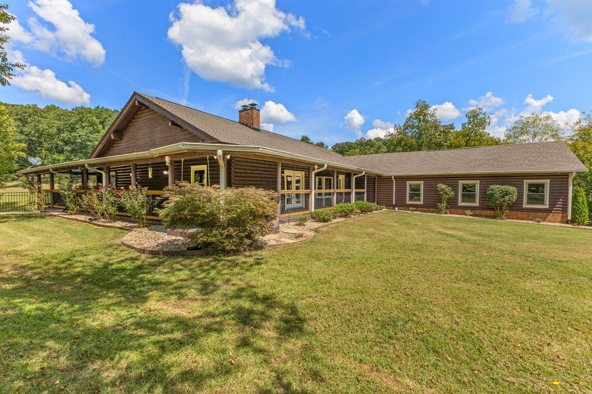 1615 Shell Rd