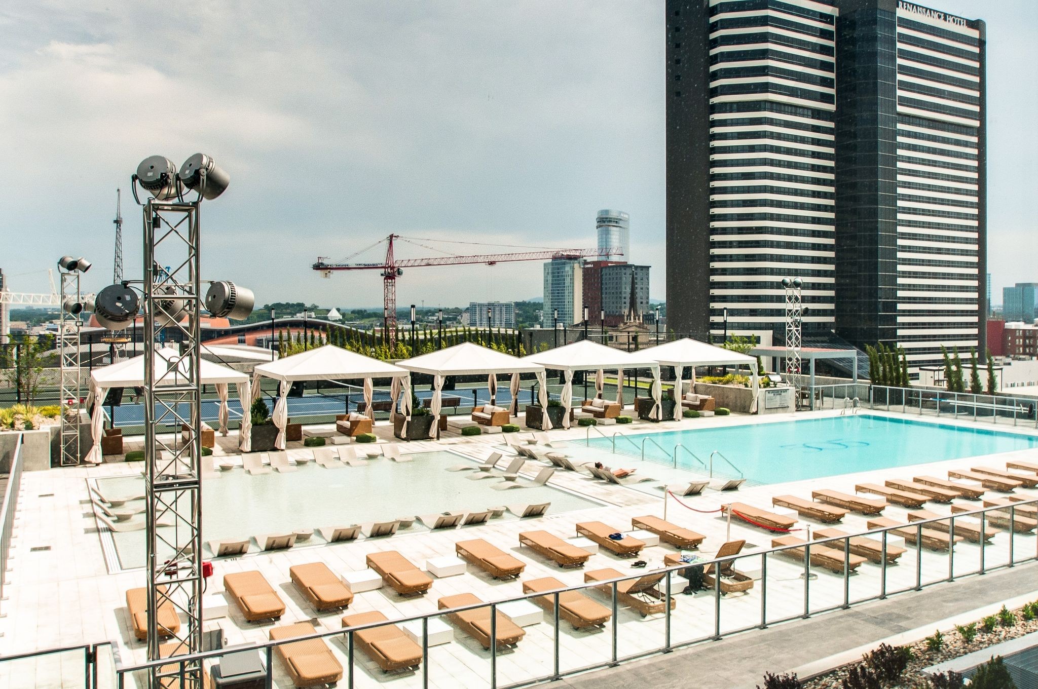 Nashville, Tennessee 37219, United States, 2 Bedrooms Bedrooms, ,2 BathroomsBathrooms,Residential,Active,14320