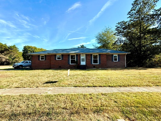 518 STONE BLVD, TULLAHOMA, TN 37388 - Image 190952cdca8bd2240e35ea06b05d48b0/129646716