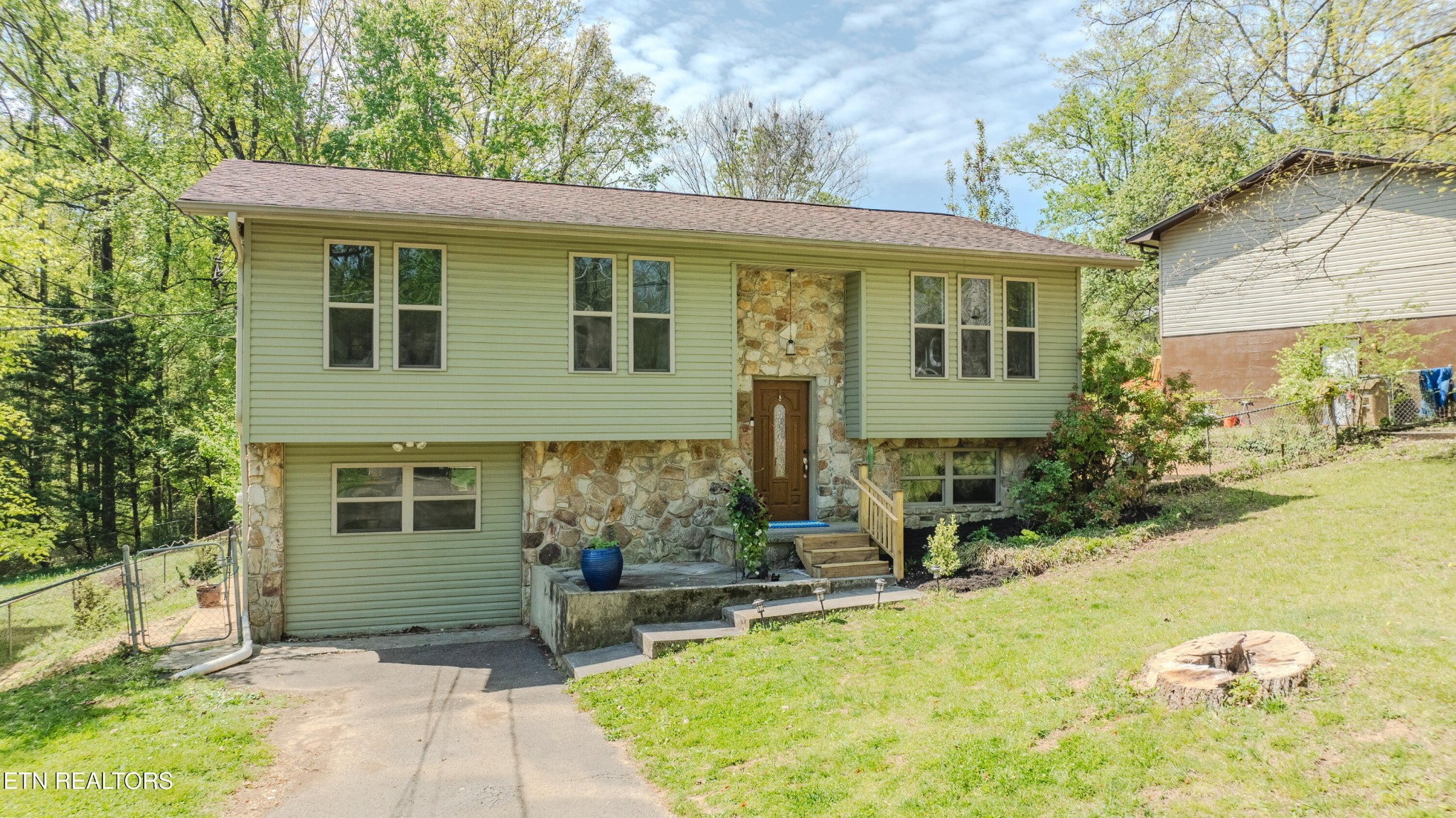 6608 Rockbridge Lane