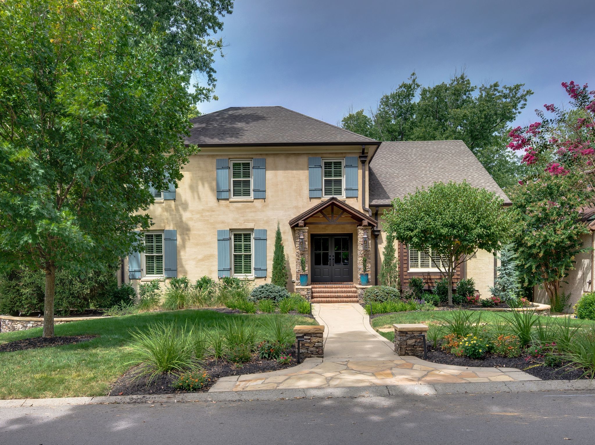 553 Midway Circle