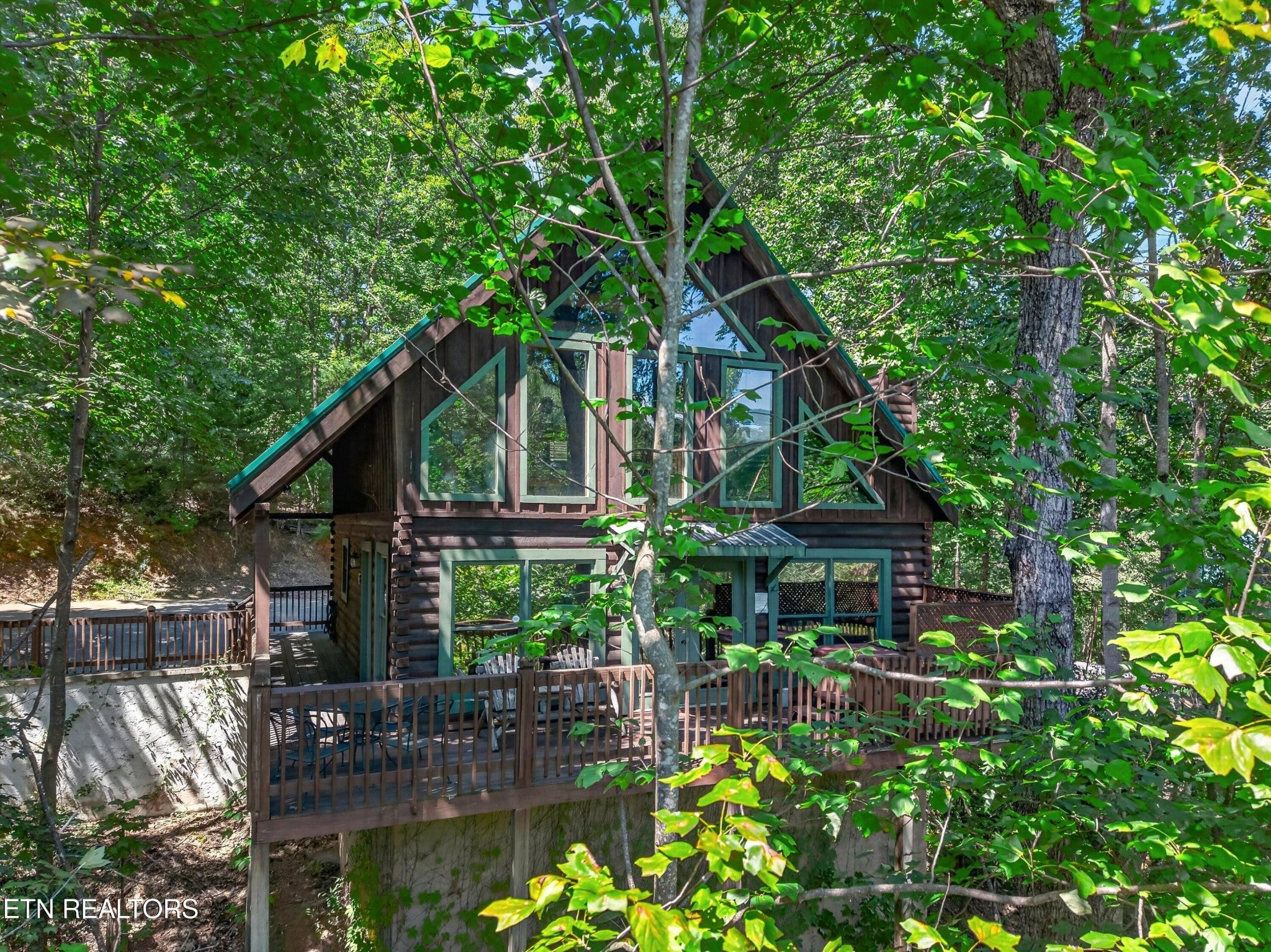 550 Wildwood Forest Way 5