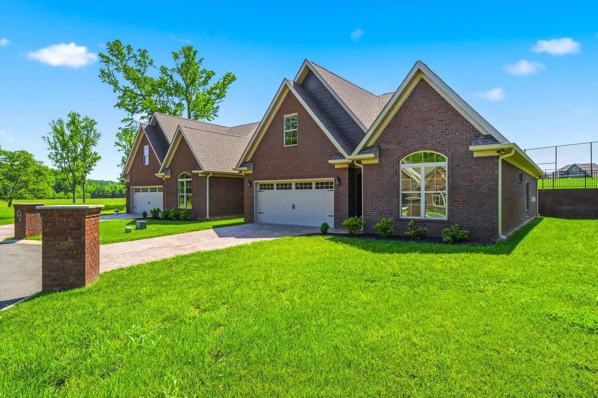 224 Lake View Point