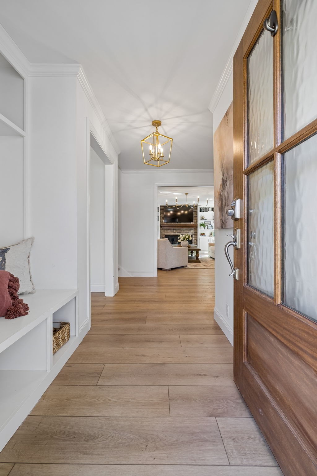 1437 Twin Feather Dr