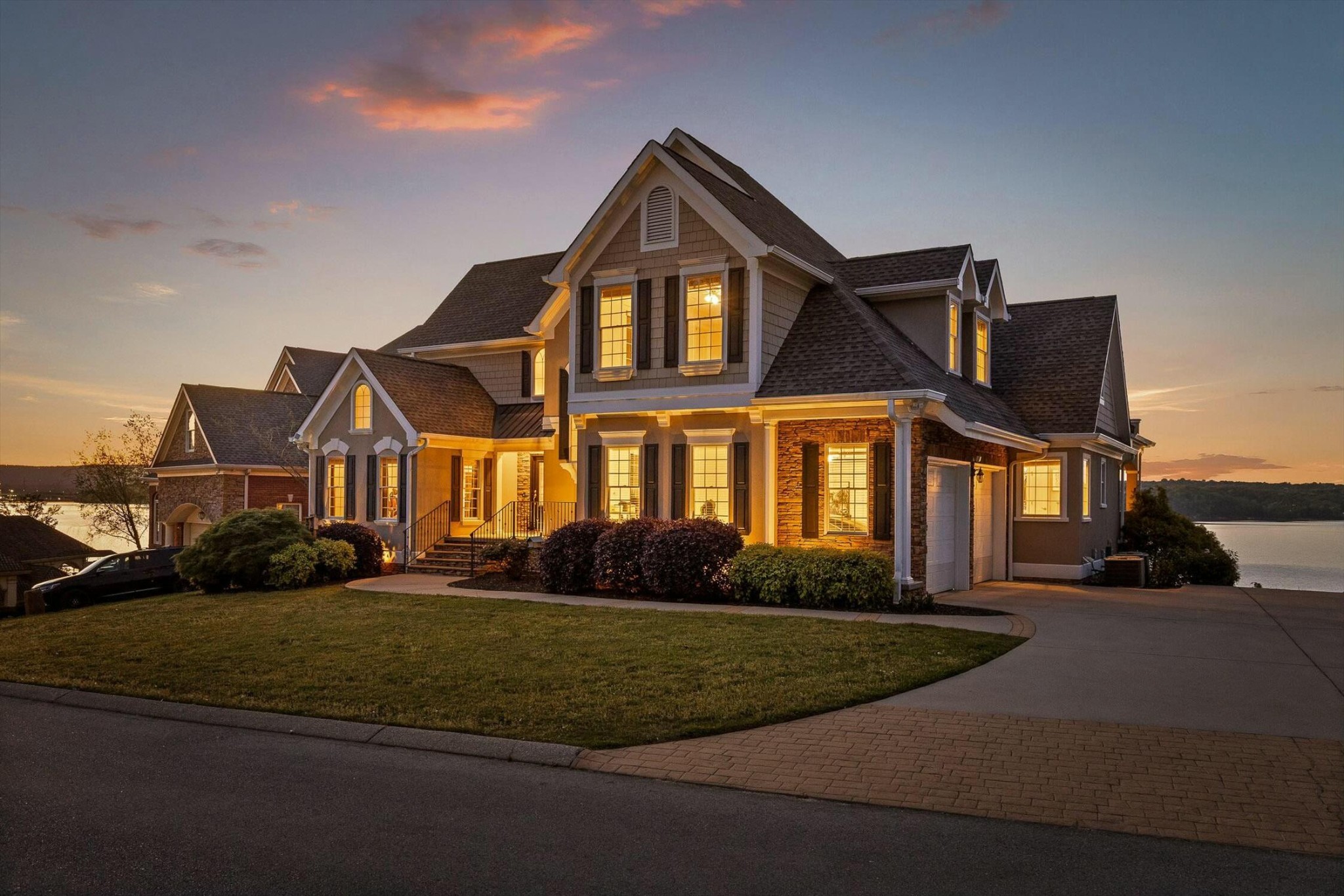 4490 Sailmaker Circle