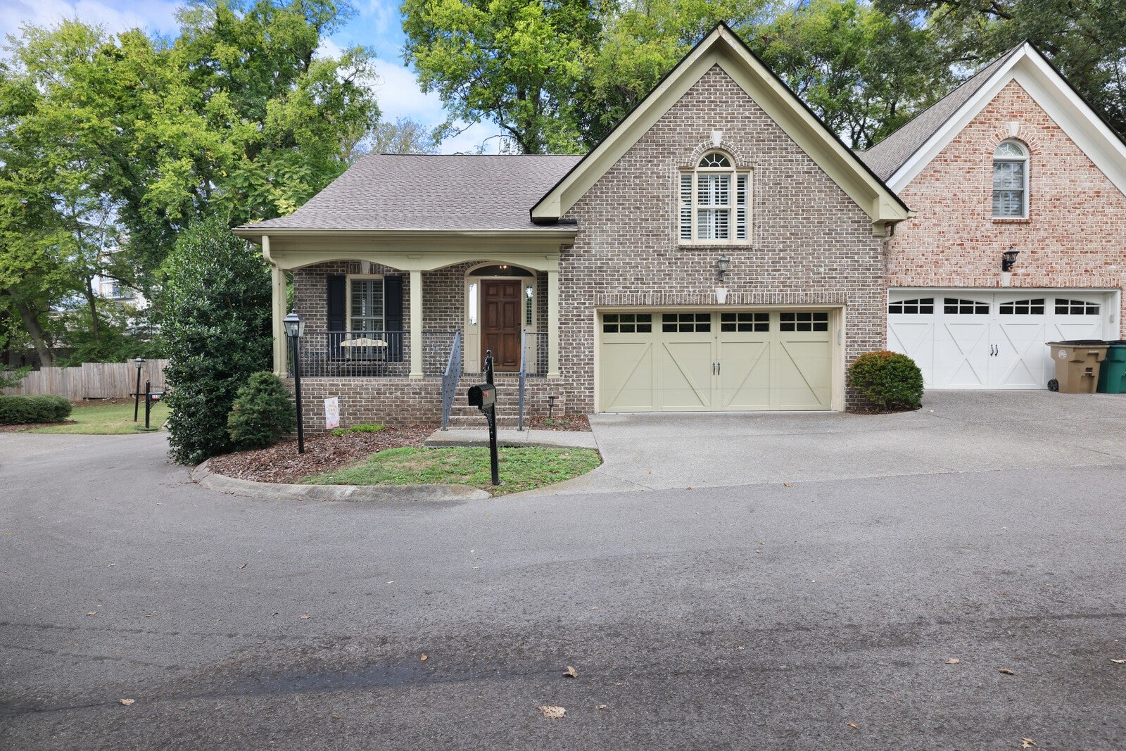 131D Woodmont Blvd