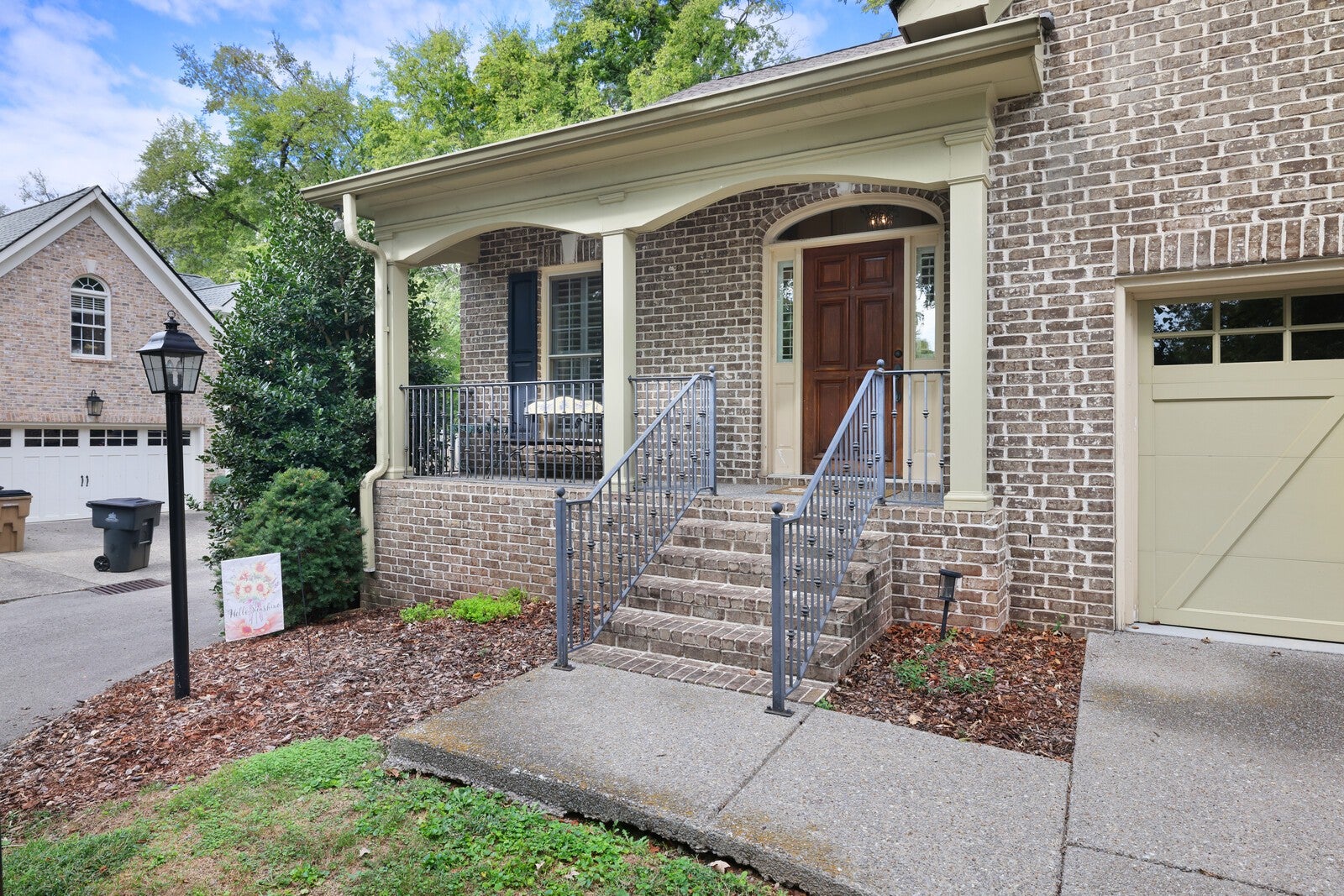 131D Woodmont Blvd