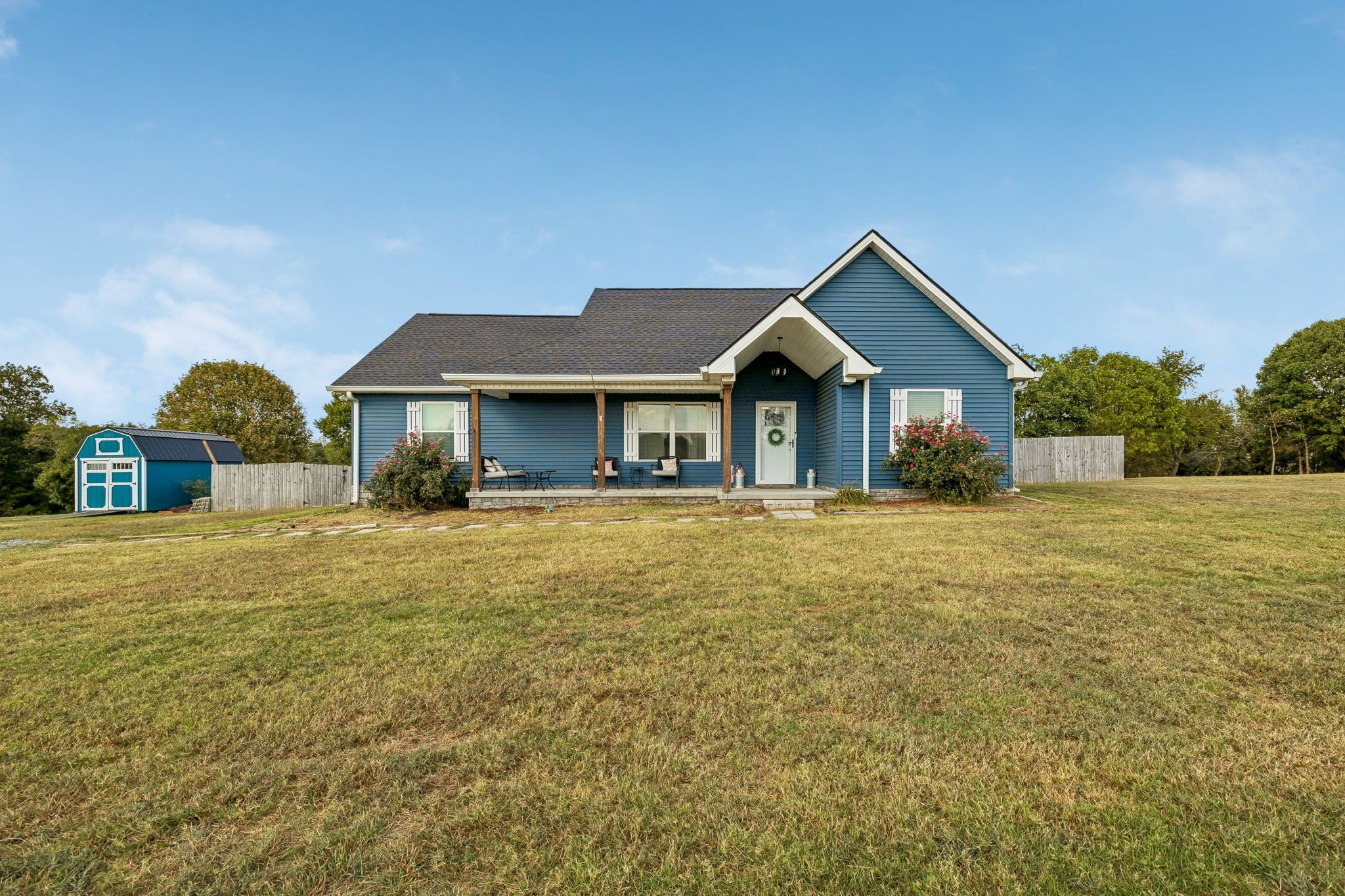 122 Hunters Ln