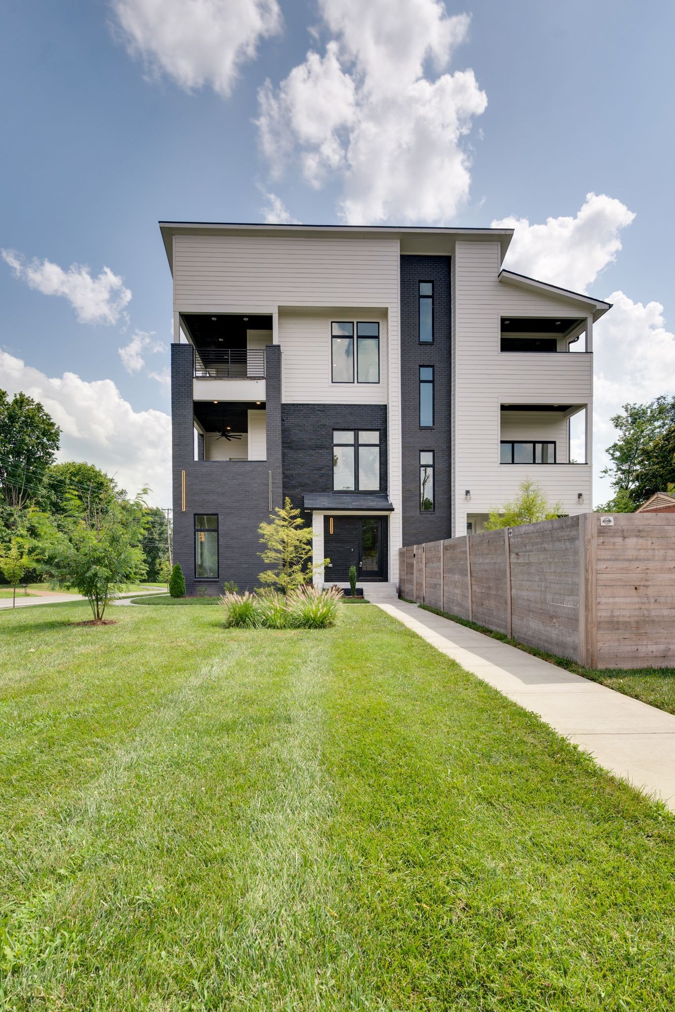 1001A Woodmont Blvd
