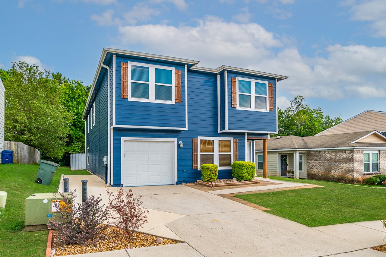 128 Whitestone Dr NE