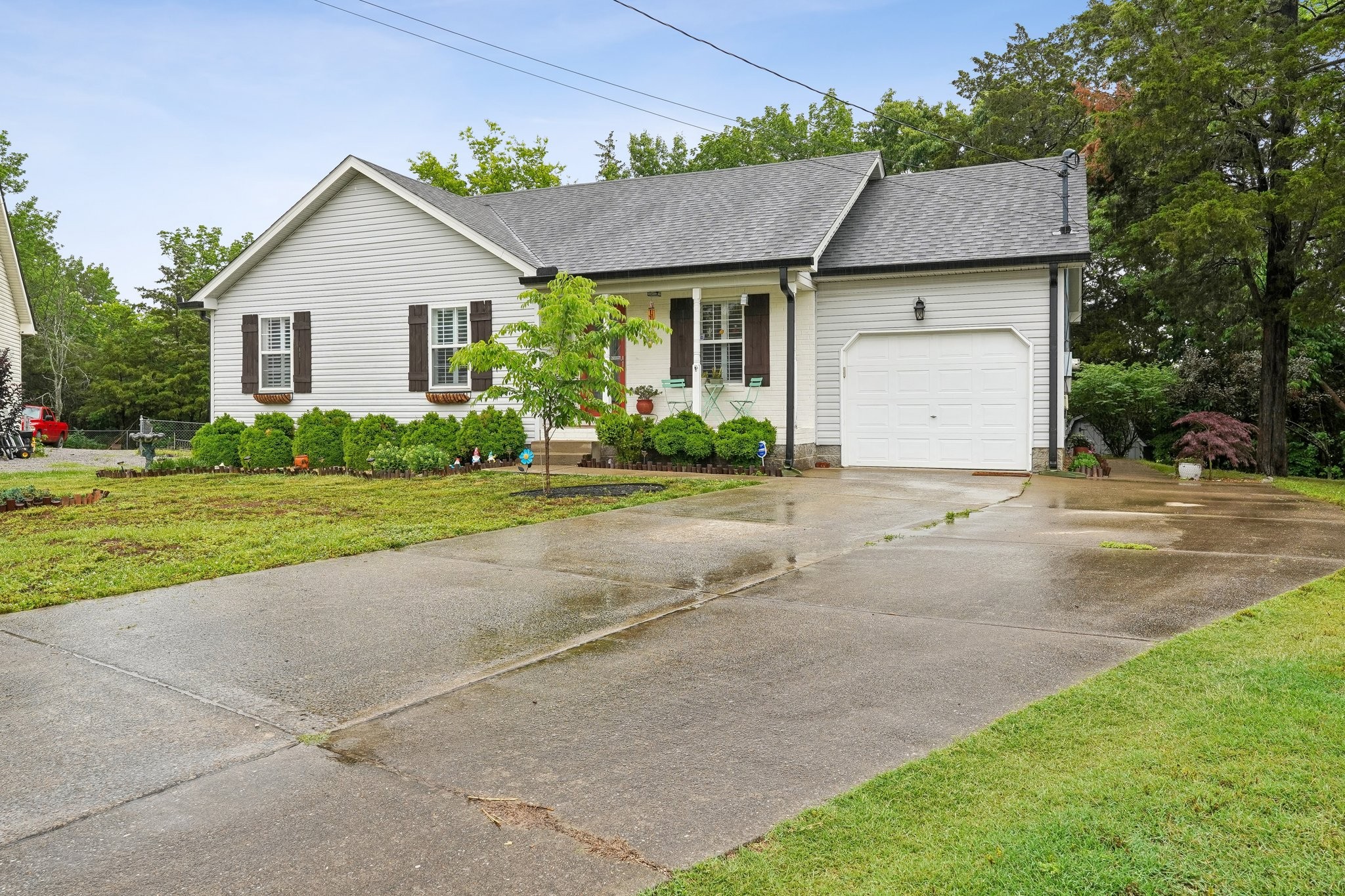 513 Connie Ct