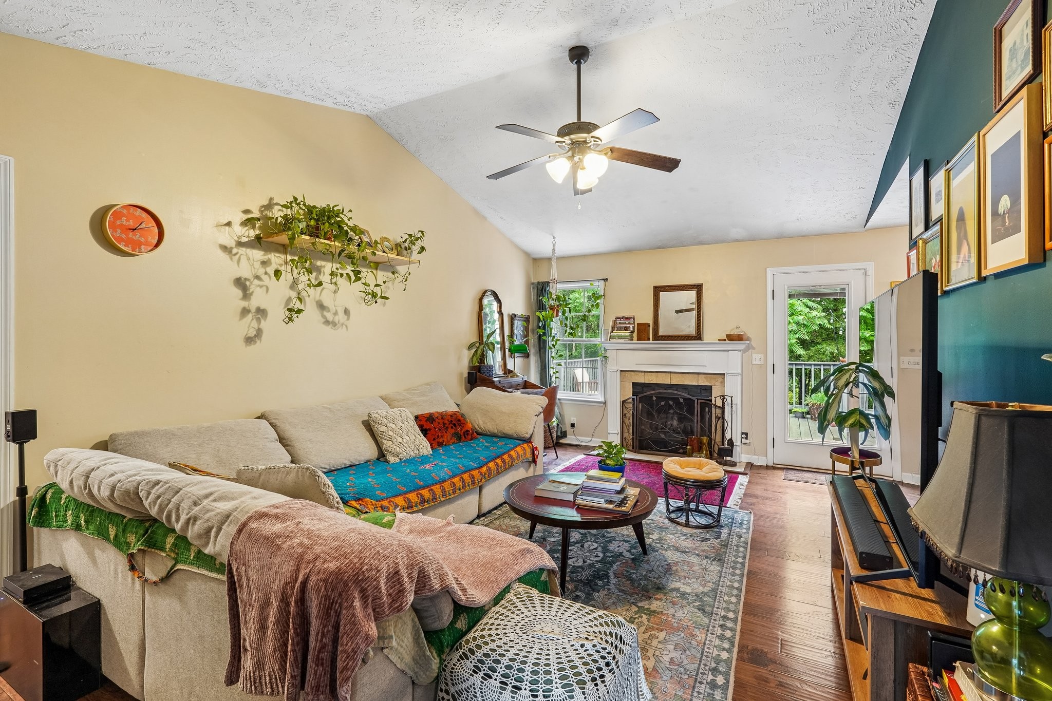 513 Connie Ct