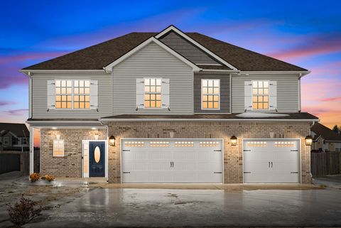 Photo of 1004 Chardea Dr, Clarksville, TN 37040 (MLS # 3123918)