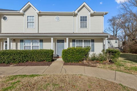 8007 Mickey Katz Cir La Vergne TN 37086