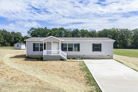 1940 Anna Maria Ln Cookeville TN 38501