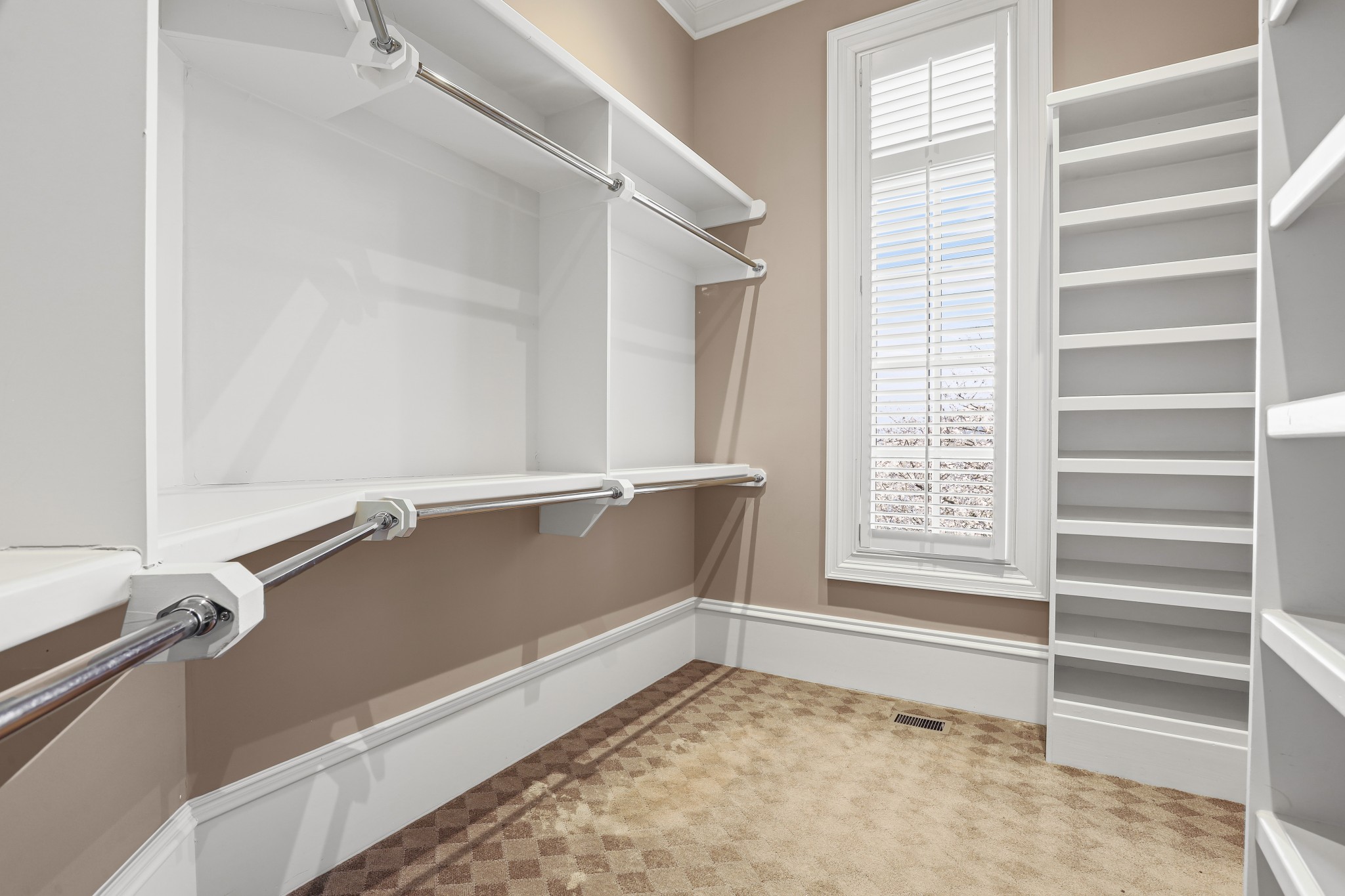 Brentwood, Tennessee 37027, United States, 6 Bedrooms Bedrooms, ,8 BathroomsBathrooms,Residential,Active,96839