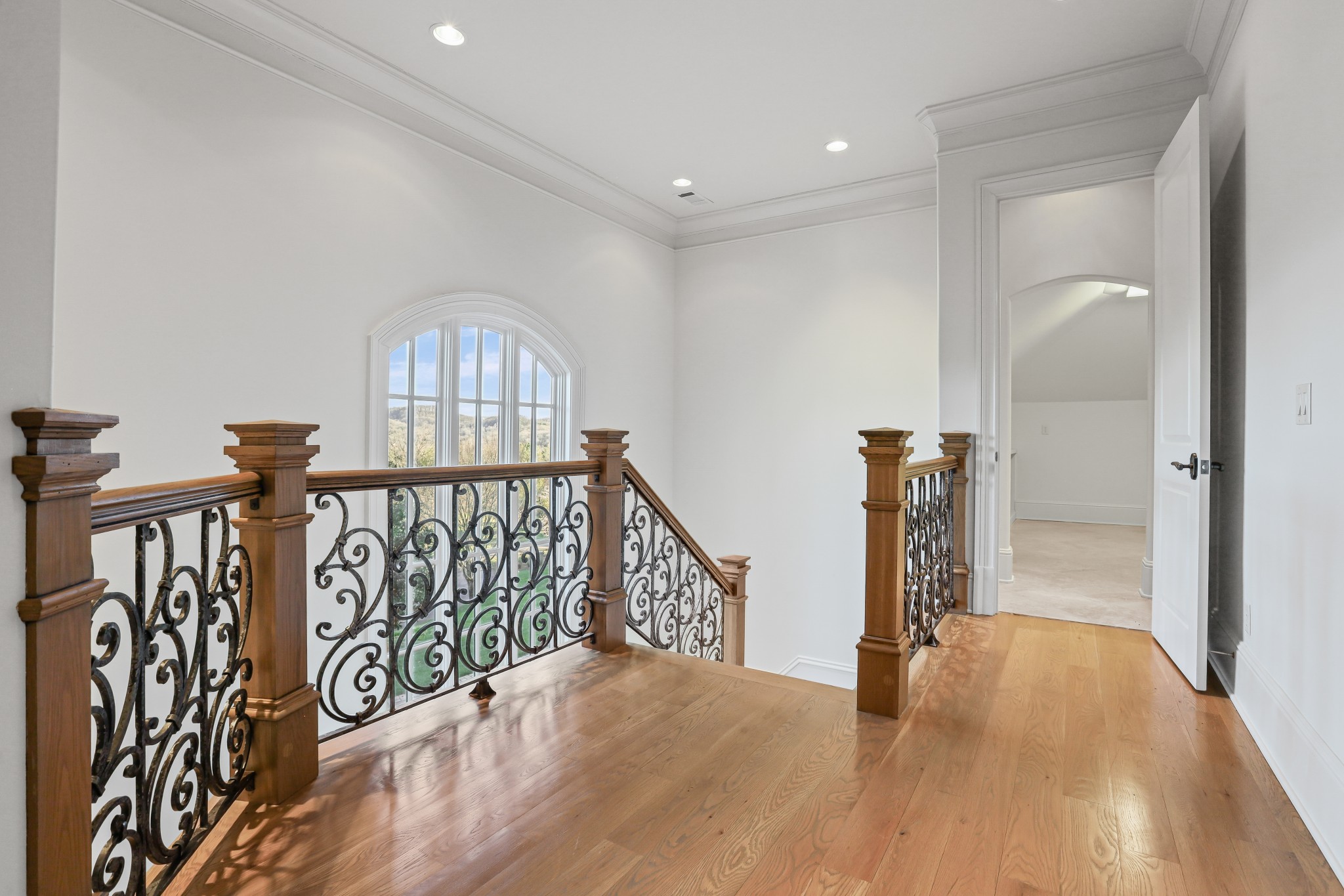 Brentwood, Tennessee 37027, United States, 6 Bedrooms Bedrooms, ,8 BathroomsBathrooms,Residential,Active,96839