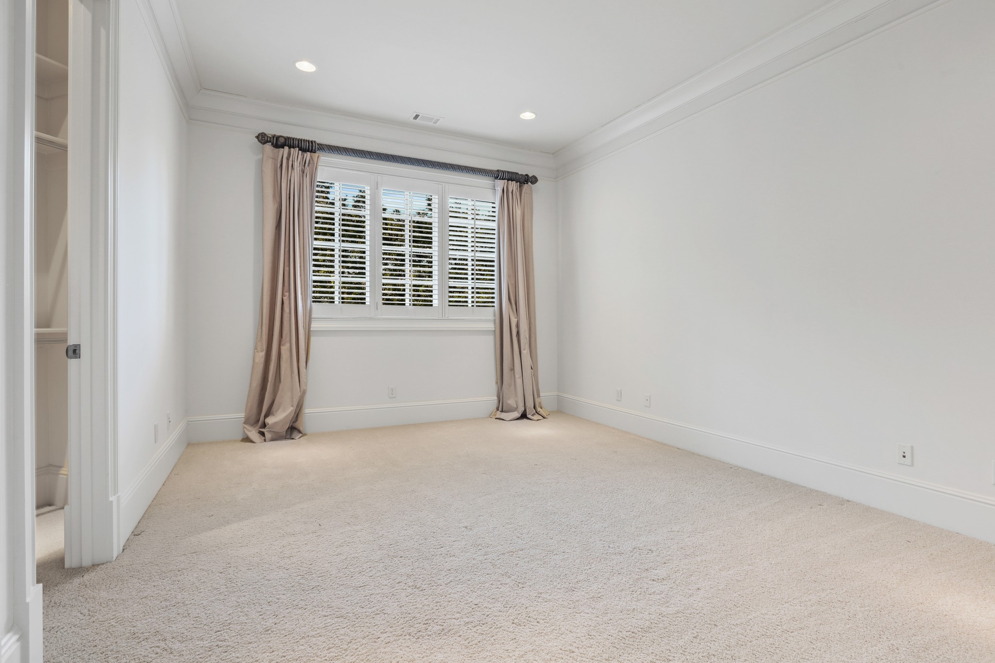 Brentwood, Tennessee 37027, United States, 6 Bedrooms Bedrooms, ,8 BathroomsBathrooms,Residential,Active,96839