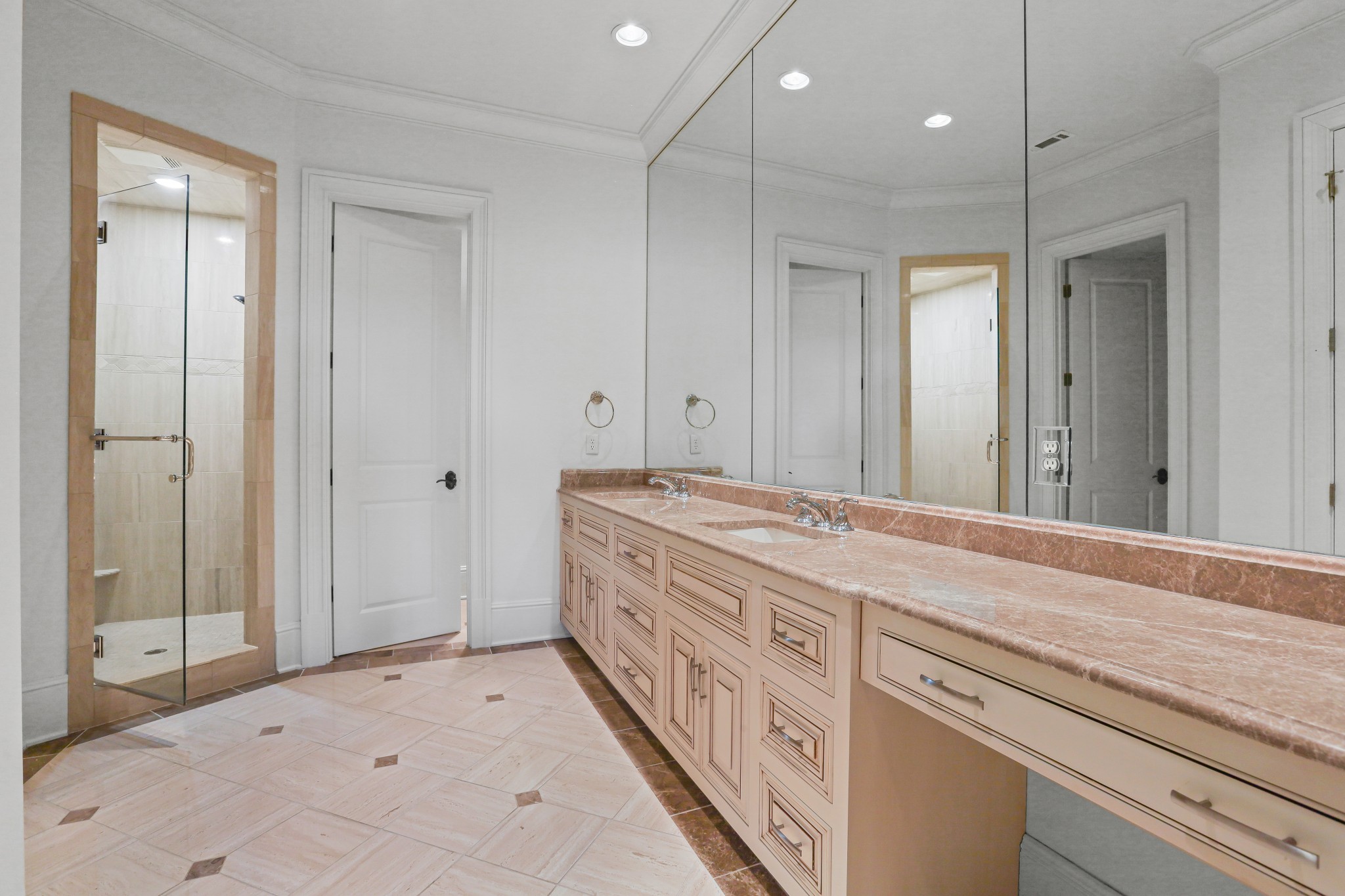 Brentwood, Tennessee 37027, United States, 6 Bedrooms Bedrooms, ,8 BathroomsBathrooms,Residential,Active,96839