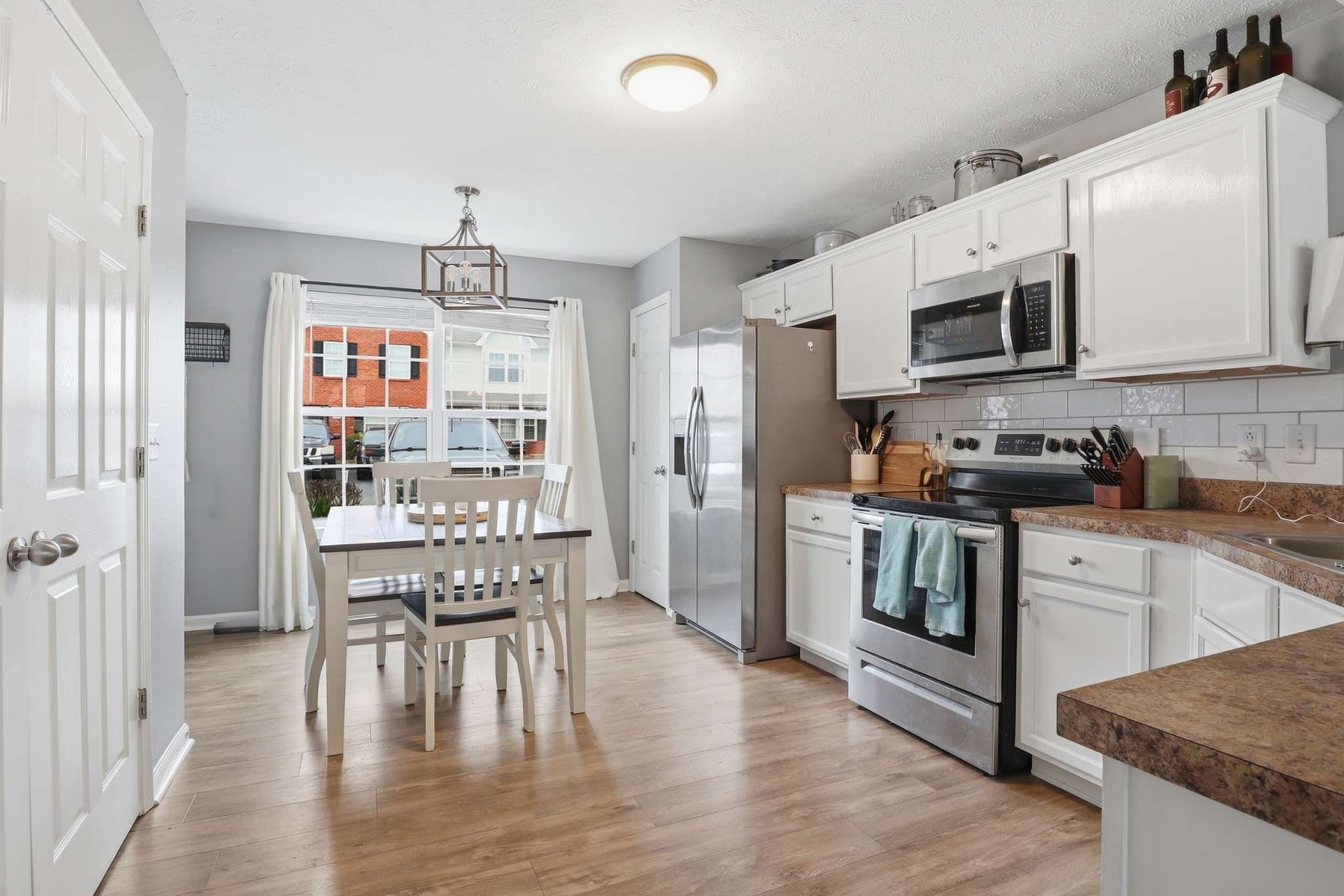 1038 Sitting Bull Xing