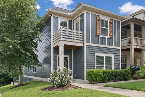 100 Walden Village Ct Nashville TN 37210