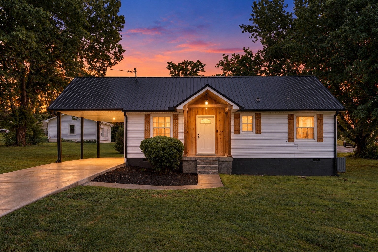 100 Brook Dr