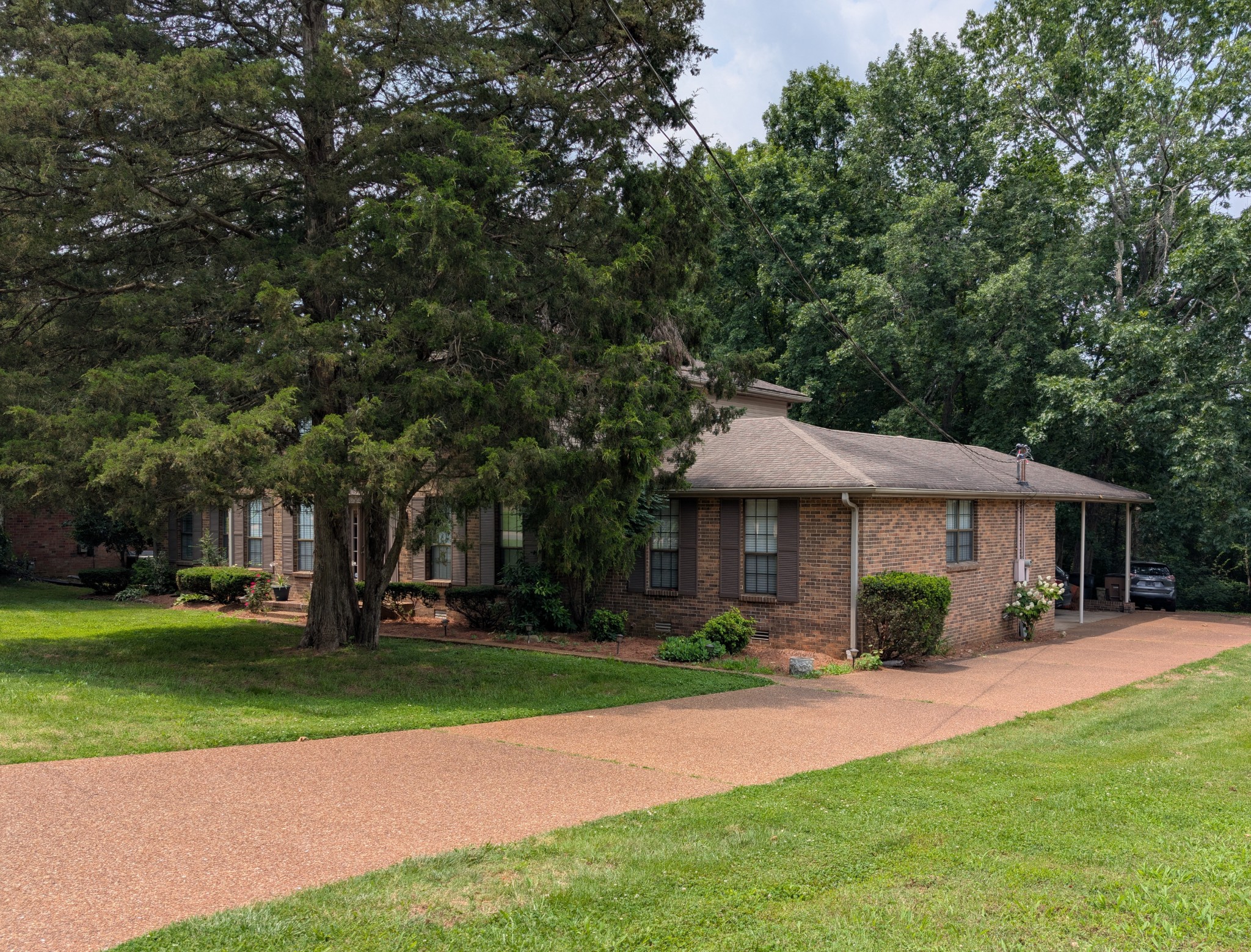 336 Clearlake Dr W