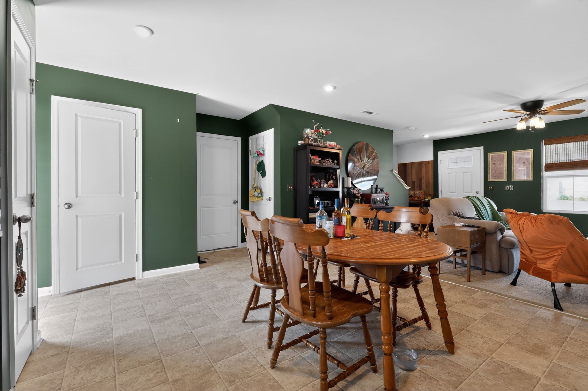 5409 Walnut Chase Dr