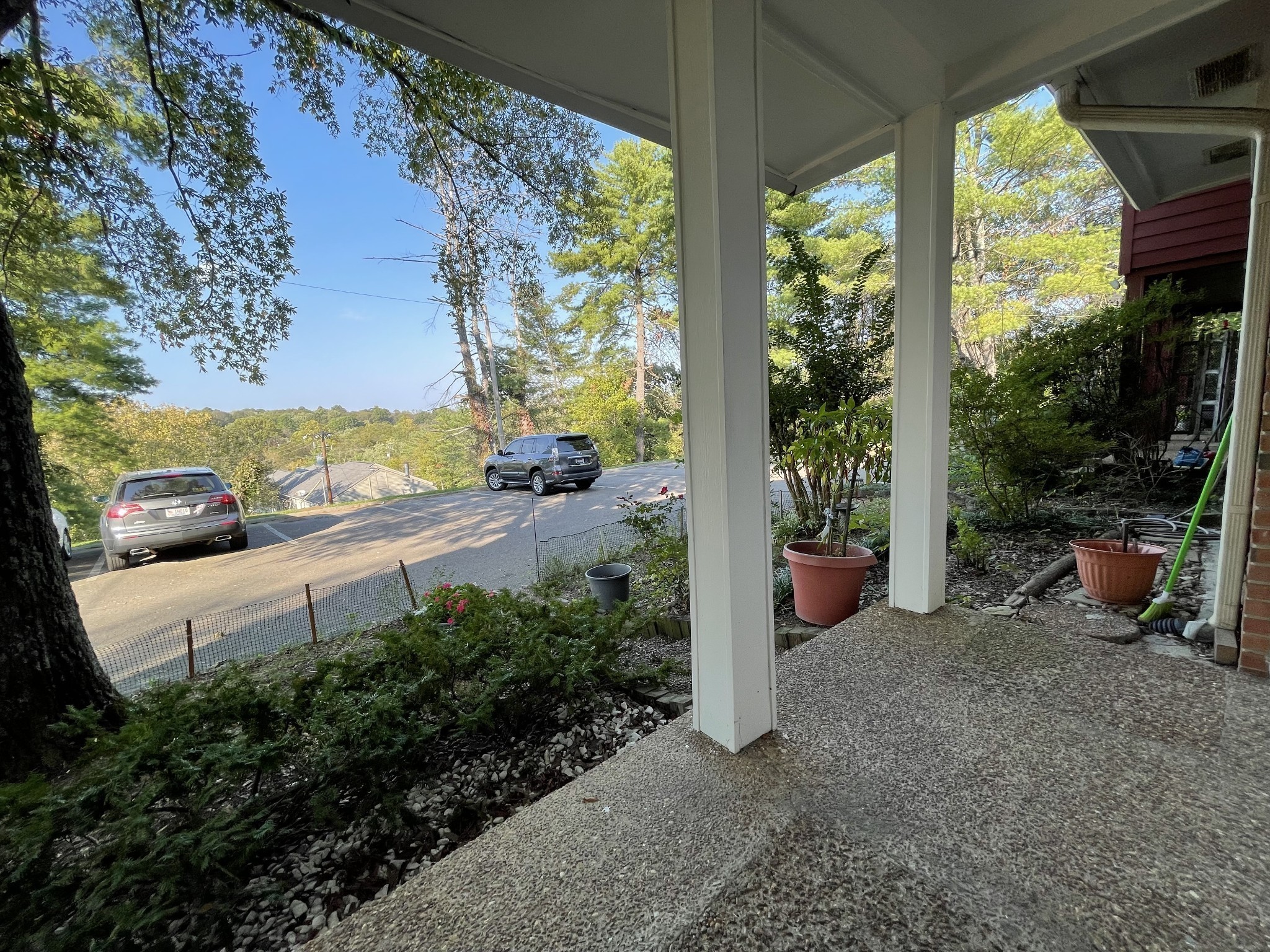 5510 Country Dr 95