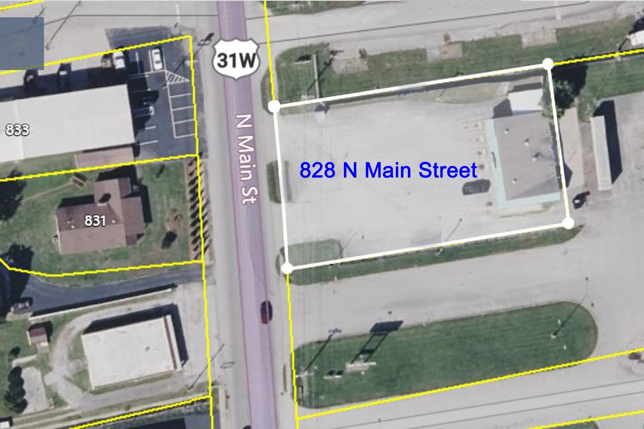 828 N Main St