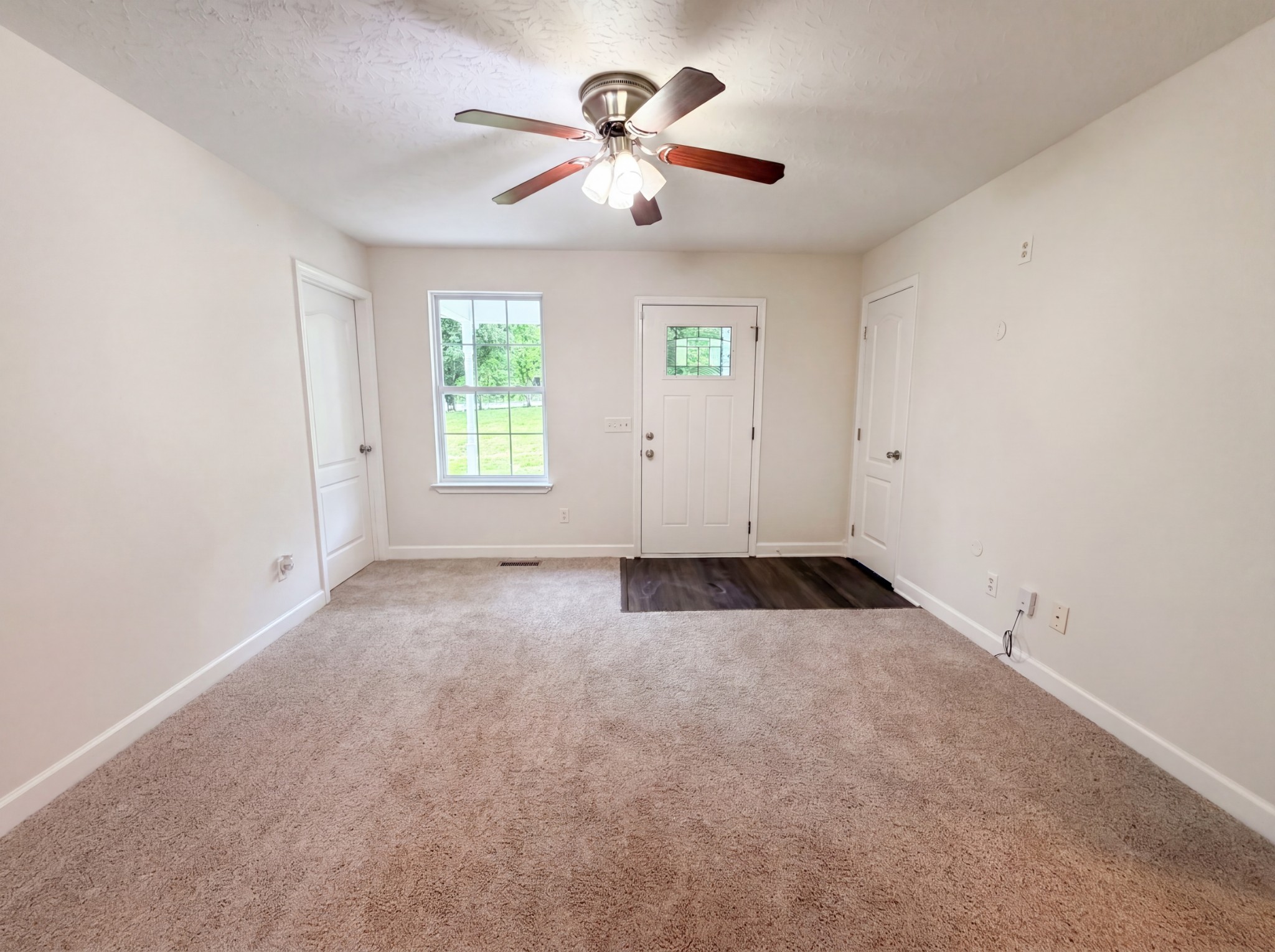 1382 Neptune Rd