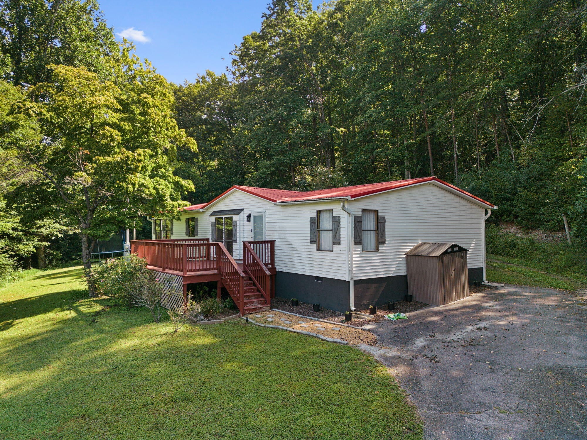 196 Rabbit Valley Road NW