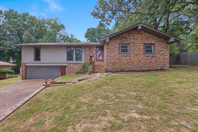77 Hansford Pl