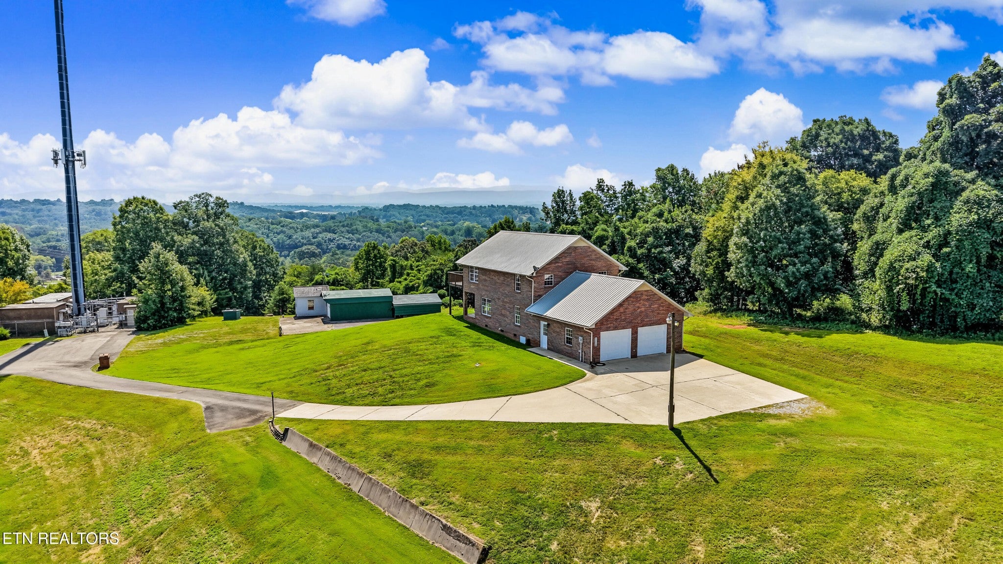 2726 W Old Topside Rd