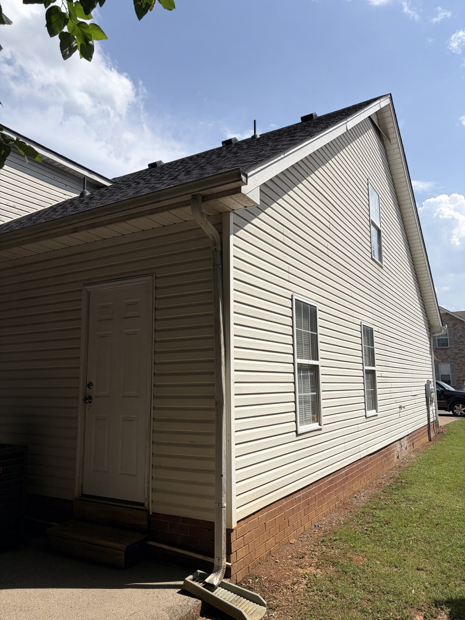 1519 Middleborough Ct