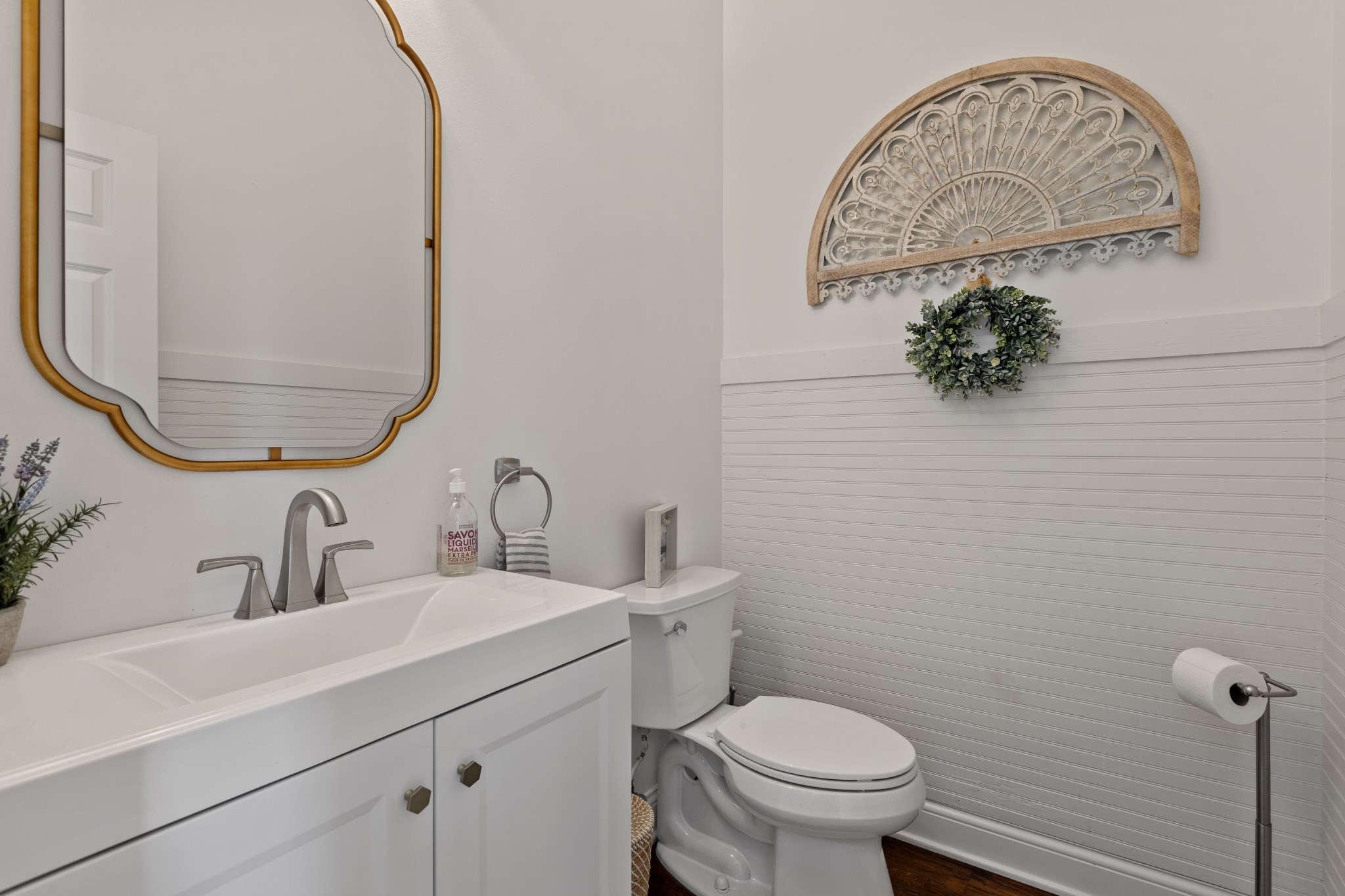 Columbia, Tennessee 38401, United States, 4 Bedrooms Bedrooms, ,4 BathroomsBathrooms,Residential,Active,111244