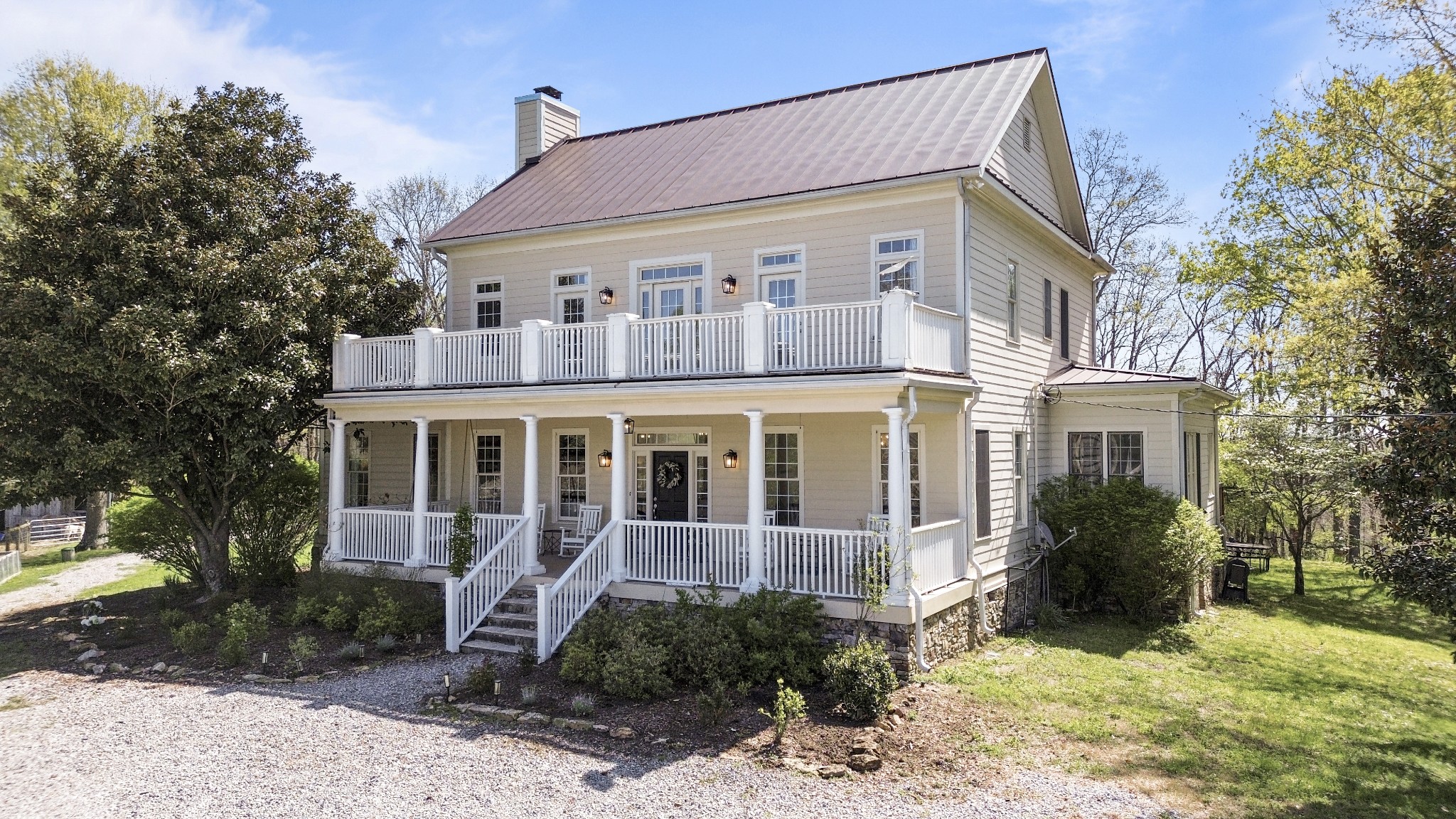 Columbia, Tennessee 38401, United States, 4 Bedrooms Bedrooms, ,4 BathroomsBathrooms,Residential,Active,111244