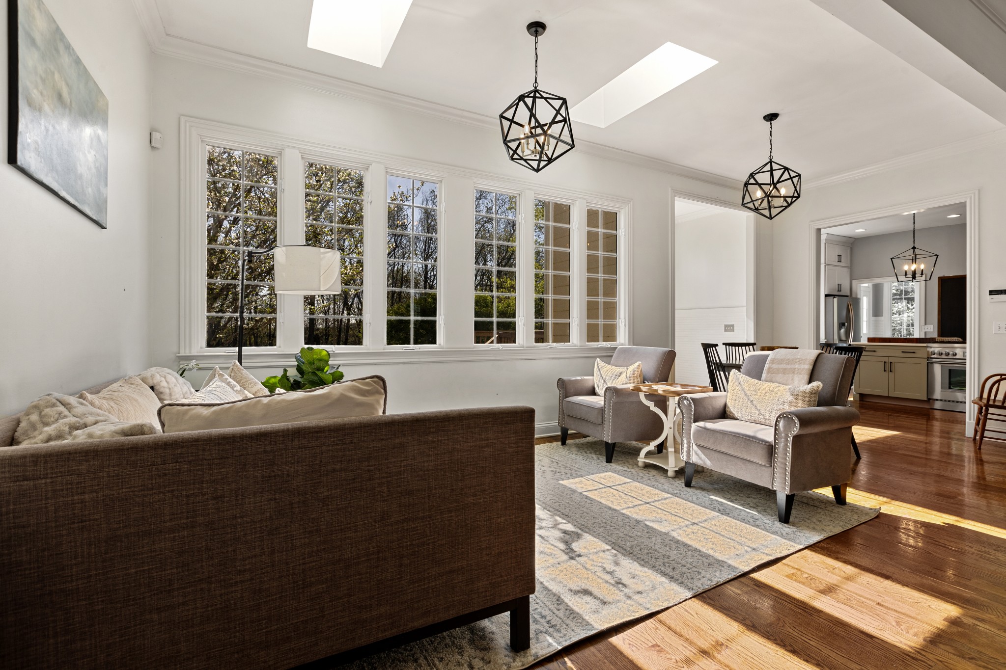 Columbia, Tennessee 38401, United States, 4 Bedrooms Bedrooms, ,4 BathroomsBathrooms,Residential,Active,111244