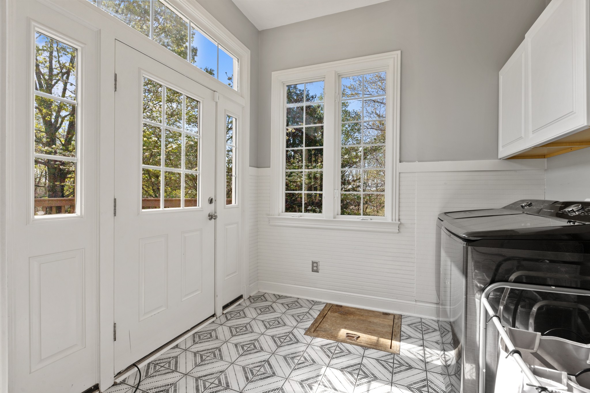 Columbia, Tennessee 38401, United States, 4 Bedrooms Bedrooms, ,4 BathroomsBathrooms,Residential,Active,111244