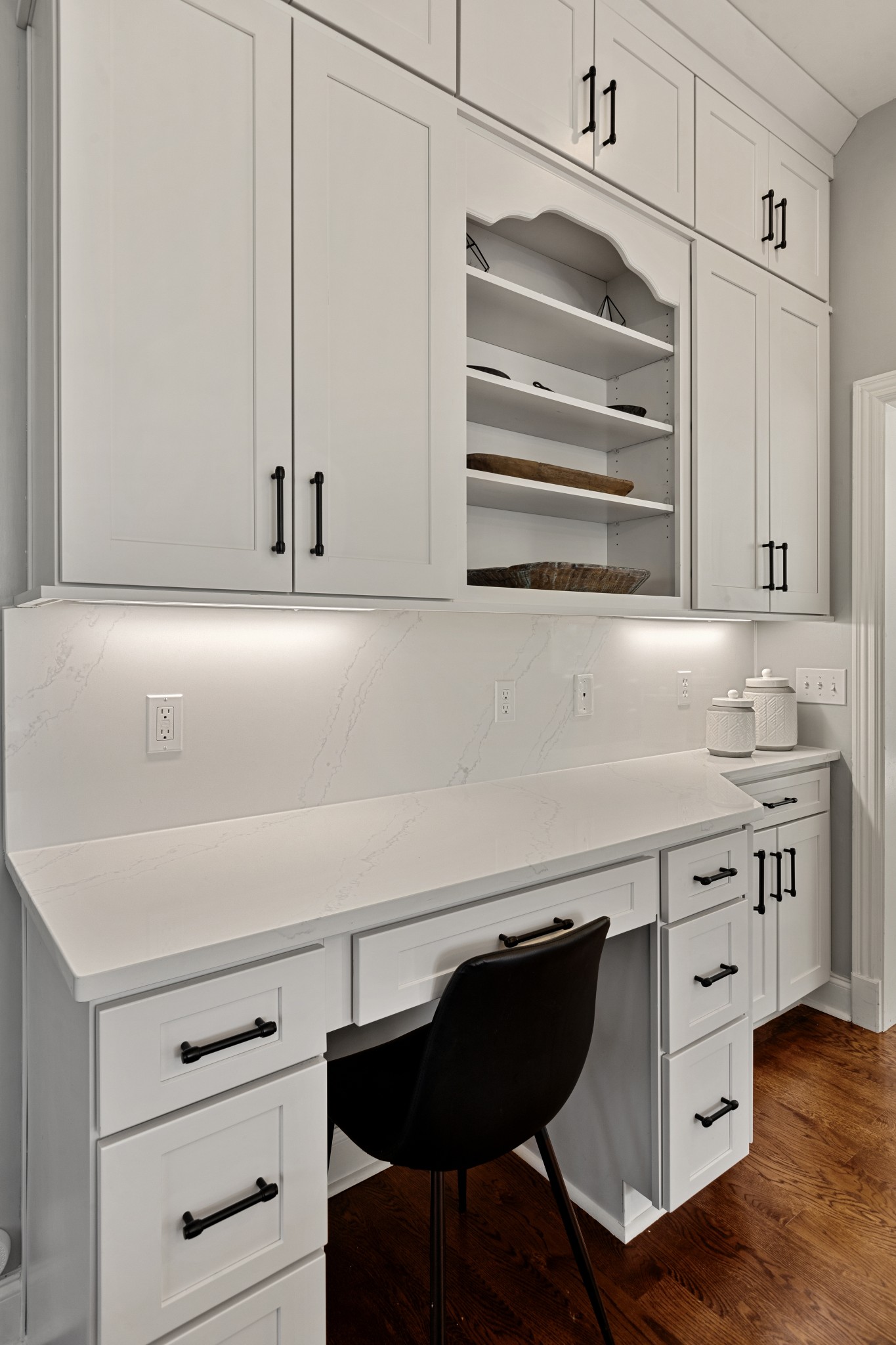 Columbia, Tennessee 38401, United States, 4 Bedrooms Bedrooms, ,4 BathroomsBathrooms,Residential,Active,111244