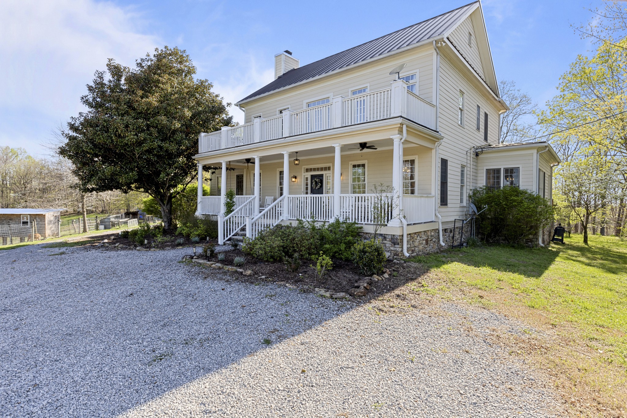 Columbia, Tennessee 38401, United States, 4 Bedrooms Bedrooms, ,4 BathroomsBathrooms,Residential,Active,111244