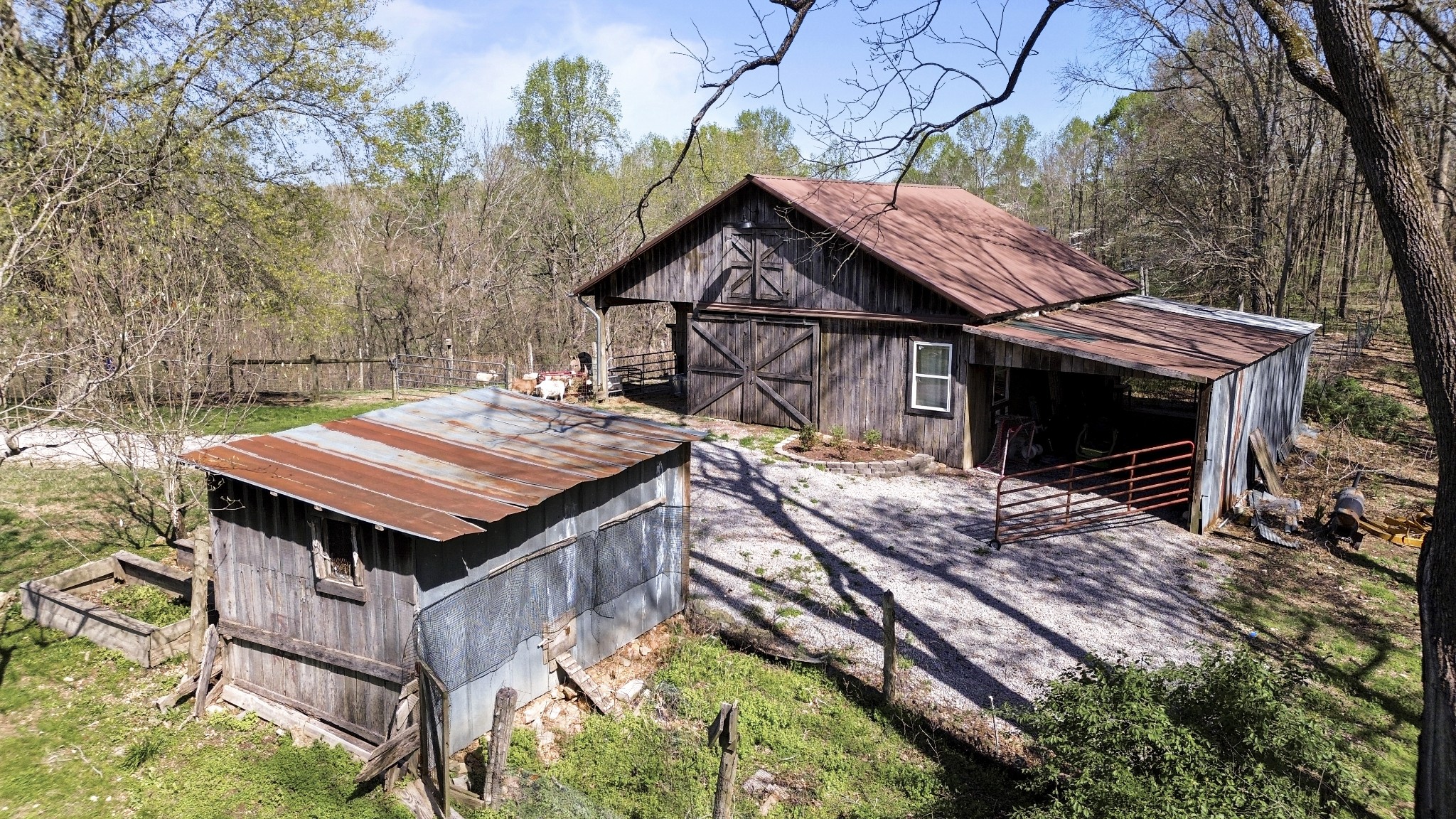 Columbia, Tennessee 38401, United States, 4 Bedrooms Bedrooms, ,4 BathroomsBathrooms,Residential,Active,111244