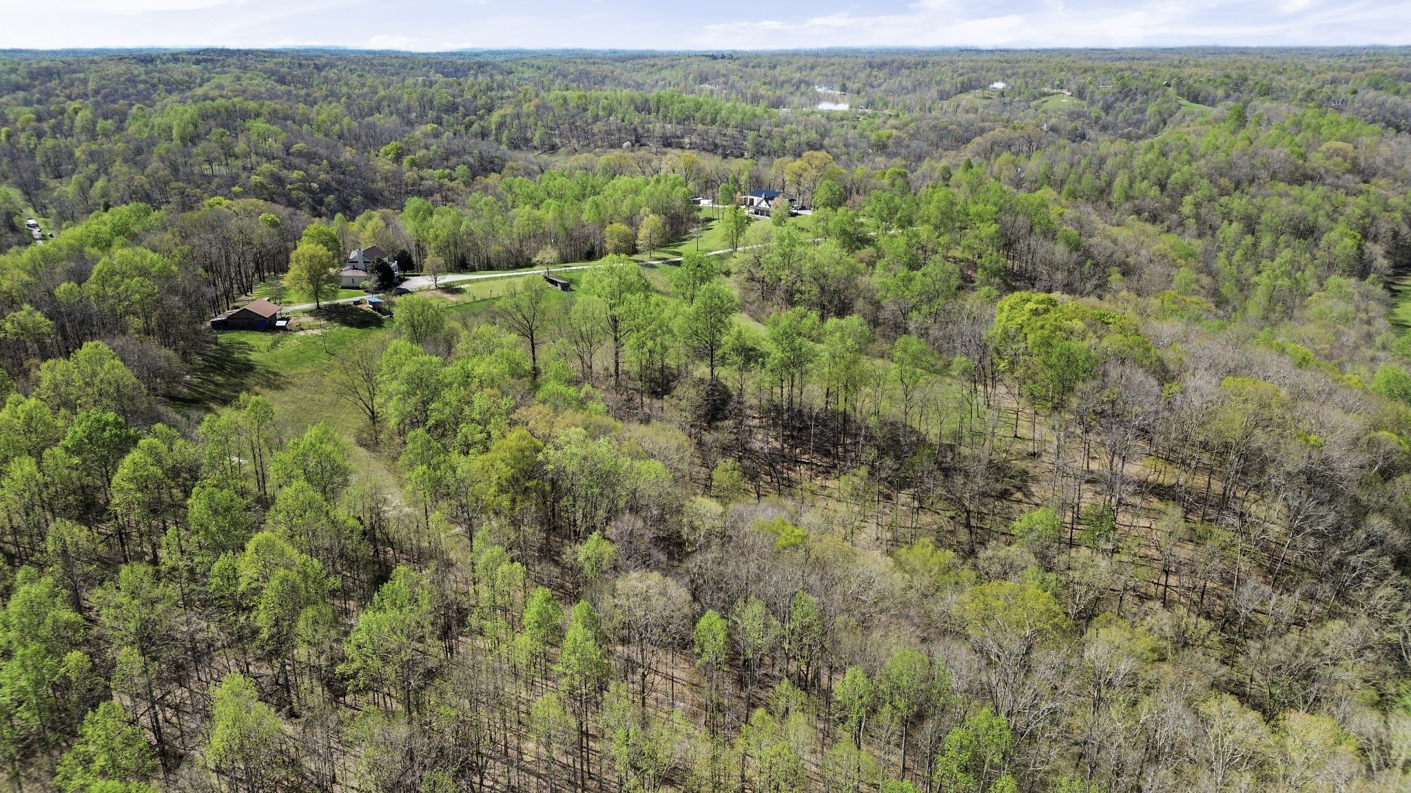 Columbia, Tennessee 38401, United States, 4 Bedrooms Bedrooms, ,4 BathroomsBathrooms,Residential,Active,111244