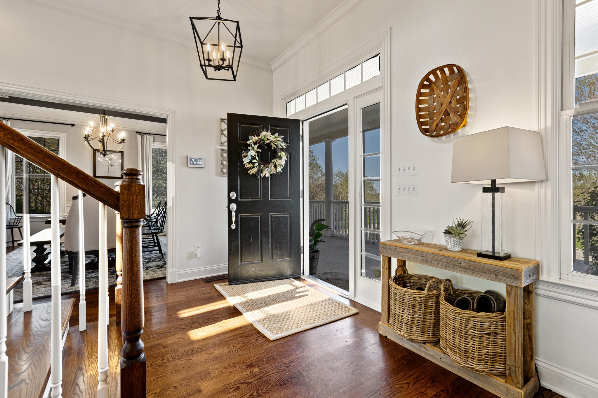 Columbia, Tennessee 38401, United States, 4 Bedrooms Bedrooms, ,4 BathroomsBathrooms,Residential,Active,111244